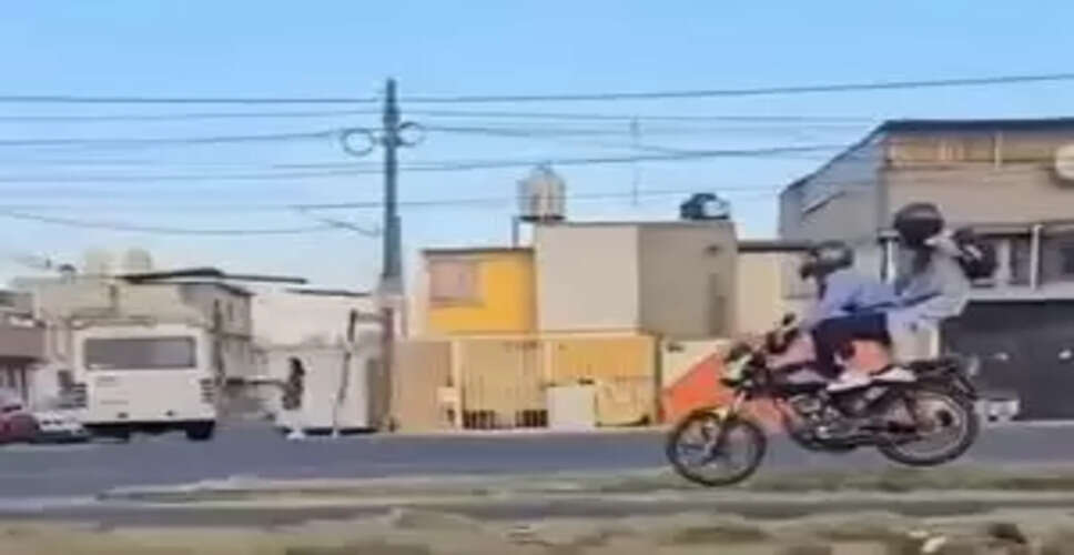 Shocking Road Rage Incident: Viral Video Captures Unexpected Twist!