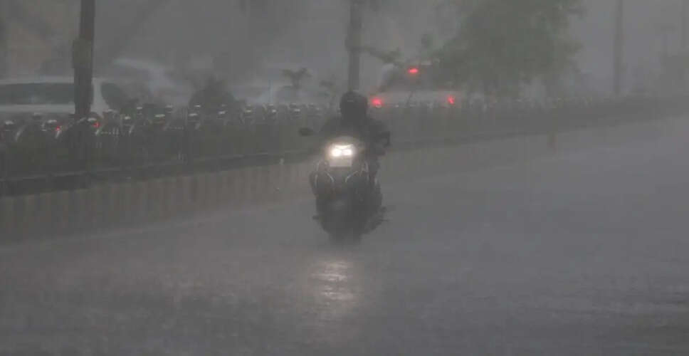 Severe Dust Storms and Thunderstorms Hit Delhi: IMD Issues Alerts