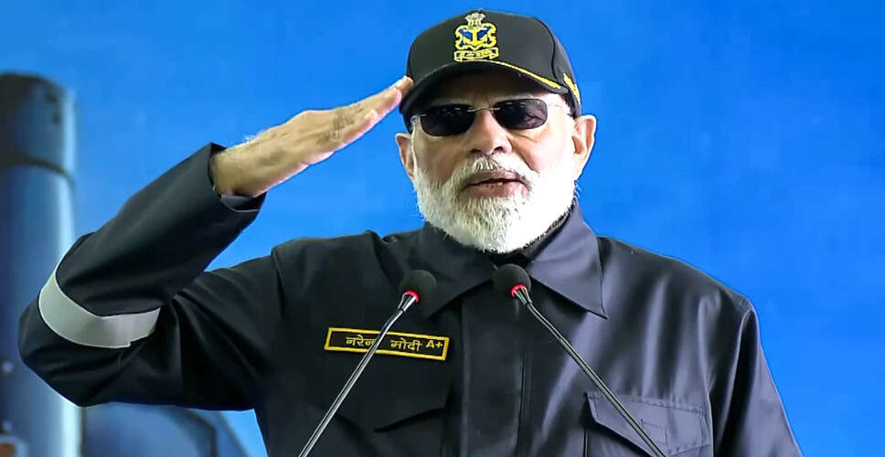 Prime Minister Modi Celebrates Navy Day, Highlights Indian Navy's Strength and Self-Reliance