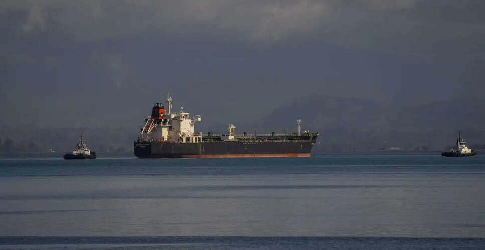 US Grants Indian Refiners Temporary Waiver for Russian Oil Amid Middle East Tensions