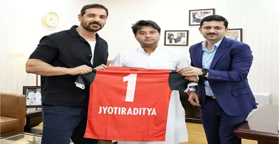 Union Minister Scindia Praises John Abraham's Commitment to Indian Football