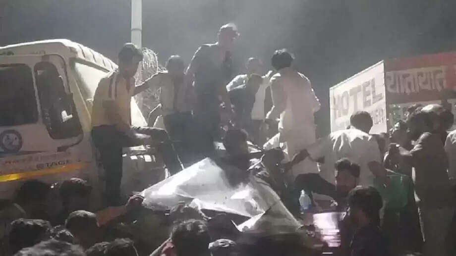 Tragic Moradabad Highway Collision Claims Lives of Two Young Women