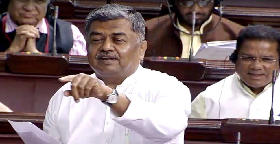 Congress Criticizes Government Over MGNREGA Name Change