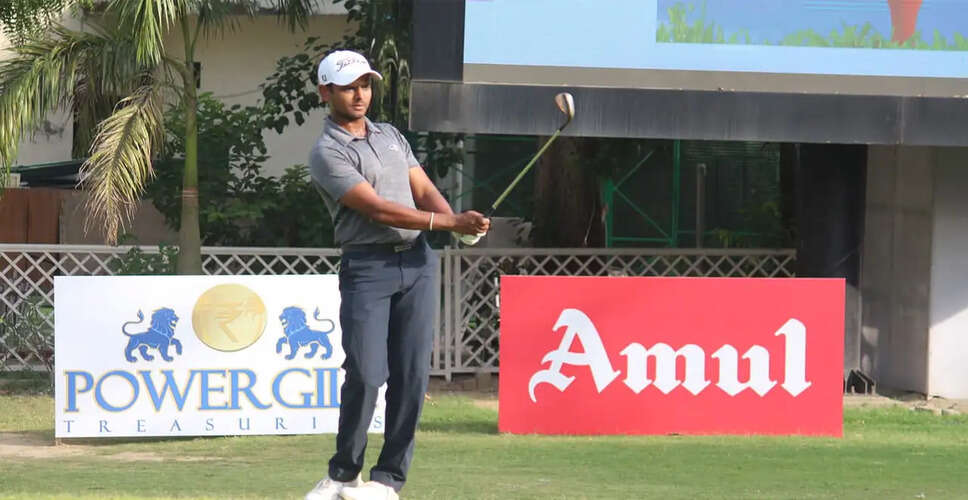 Sunit Chowrasia Takes Commanding Lead at PGTI NexGen Vijay Kumar Memorial
