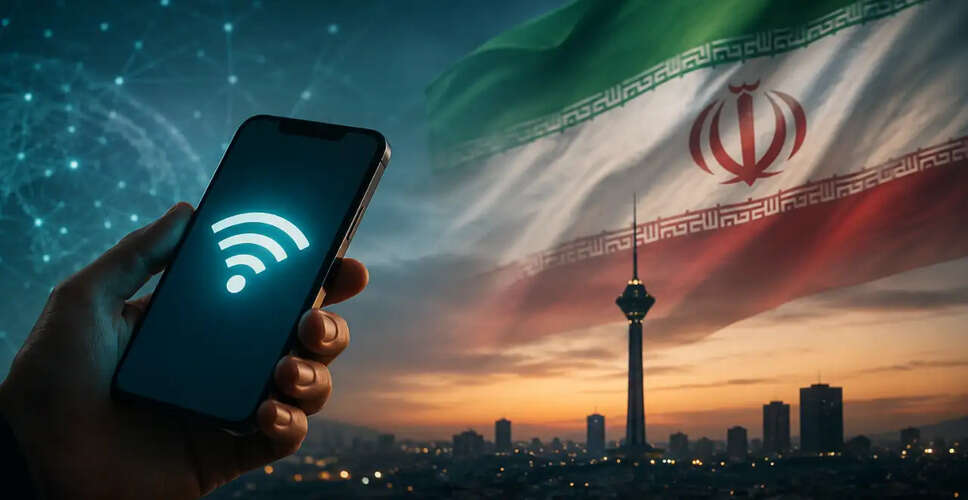 Iran Restores Internet Access After Prolonged Blackout Amid Ongoing US-Iran Negotiations
