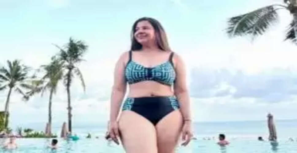 Sambhavna Seth's Bold Vacation Photos Spark Fan Frenzy!