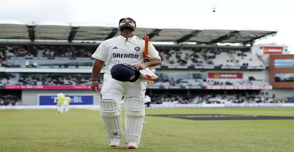 Ravi Shastri Praises Rishabh Pant's Daring Century in Leeds Test