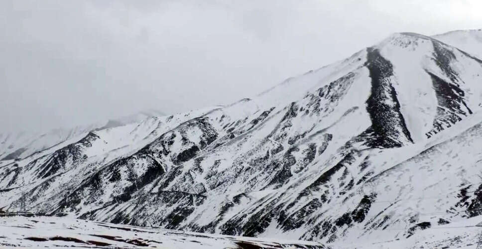 Severe Weather Alert Issued for Western Himalayas: Heavy Snowfall Expected