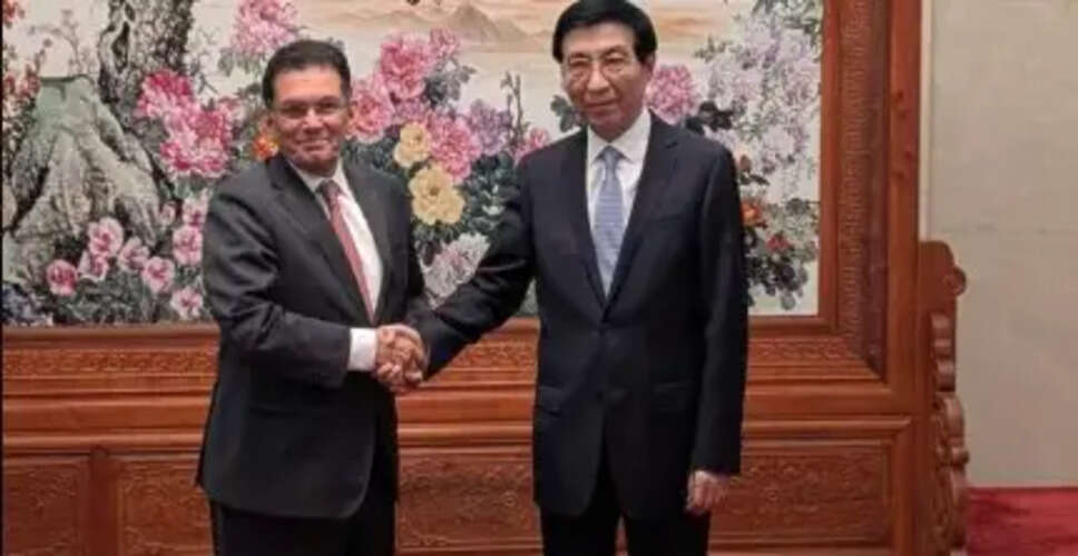 Bangladesh's Foreign Minister Strengthens Ties with China During Historic Visit