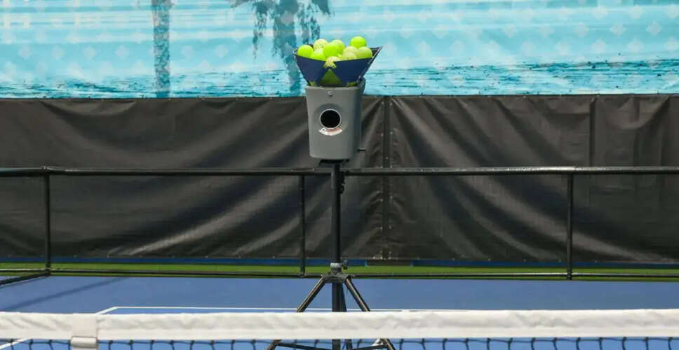 Hydrogen Sports Unveils Innovative Electron Pickleball Machine