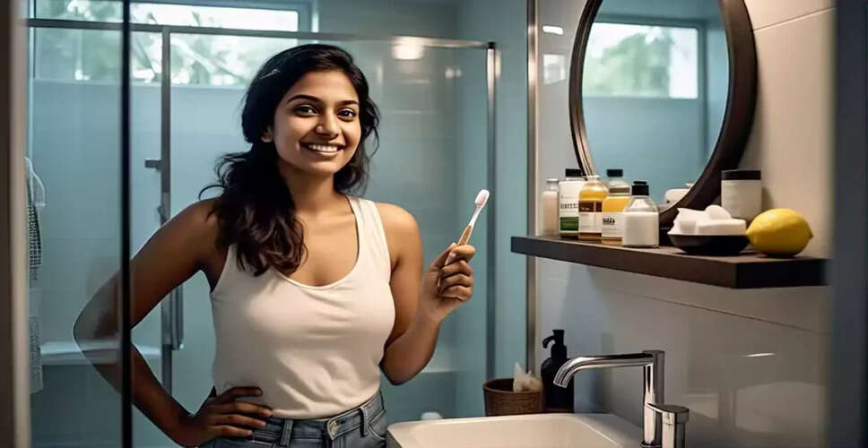 Effective Home Remedies to Whiten Your Teeth Naturally