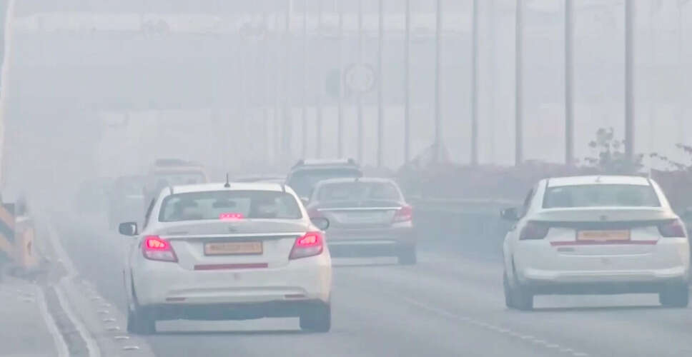 Dense Fog Disrupts Flights and Trains in Delhi