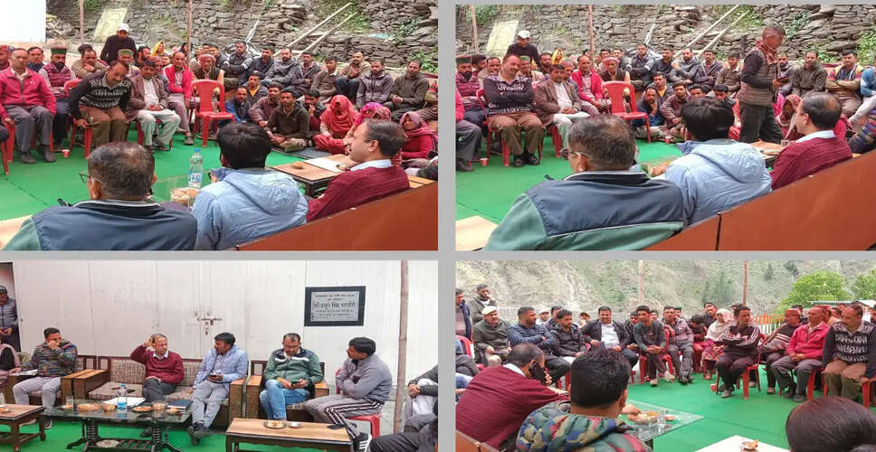 Meeting Held to Discuss Dal Lake Regulations and Pilgrimage Preparations