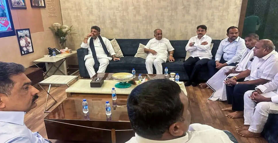 Karnataka Leaders Discuss Cabinet Formation Amid Speculations