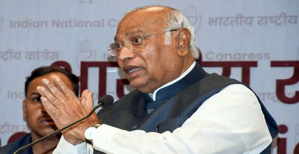 Congress Unveils Election Manifesto, Criticizes Modi and Mamata Ahead of West Bengal Polls