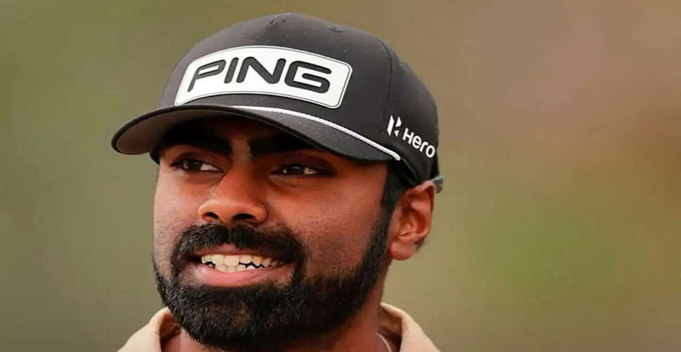 Sahith Theegala Leads at The Players Championship Amidst Early Darkness