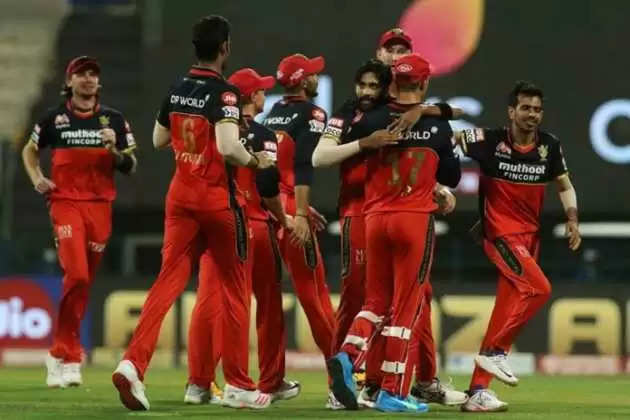 Corona overshadowed on IPL 2021, now this RCB player also turned positive