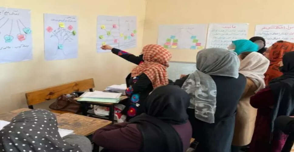 UNICEF Warns of Crisis in Afghanistan's Education and Healthcare Sectors