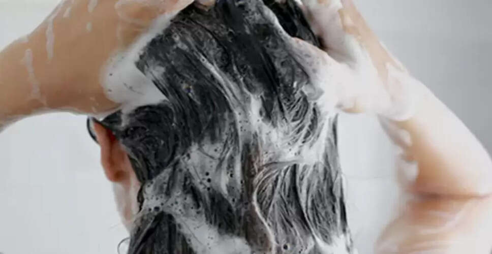 Natural Hair Care Remedy for Stronger, Shinier Hair