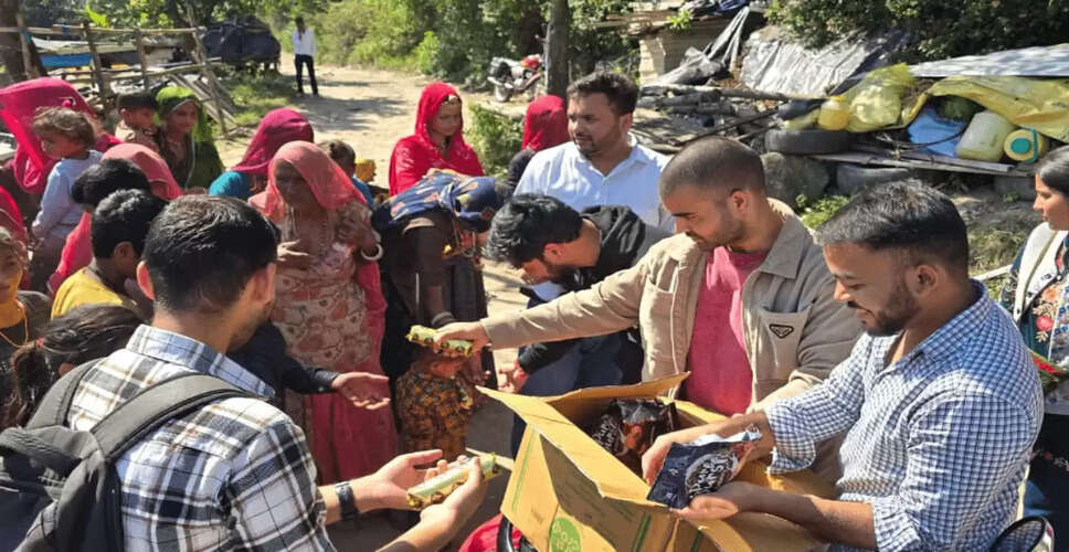 Yuvah Himachal's Heartwarming Diwali Initiative: Vastram 2.0