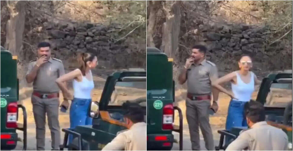 Rakul Preet Singh and Team Promote 'Pati Patni Aur Woh Do' at Gir National Park