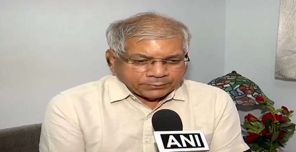 Congress Explores Alliance with VBA Ahead of BMC Elections in Maharashtra