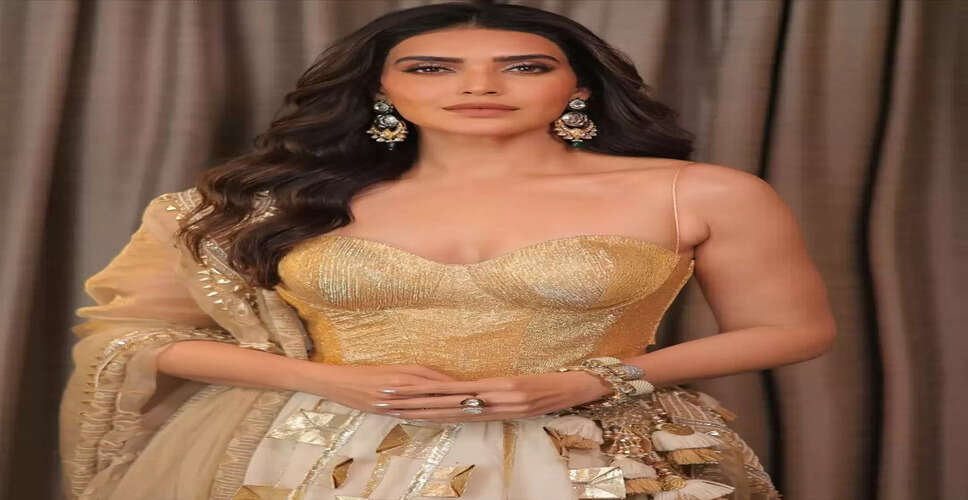 Karishma Tanna Dazzles in Traditional Attire on Instagram