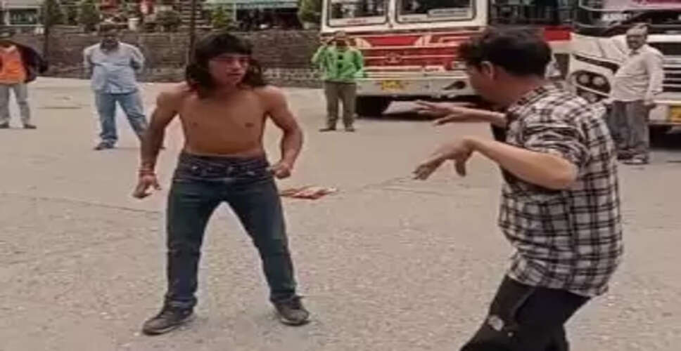 What Happened at the Manali Bus Stand? A Hilarious Viral Fight Video Takes the Internet by Storm!