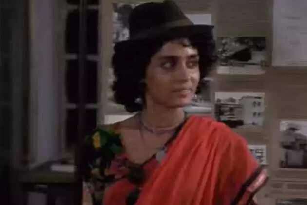 Protest Against Intolerance: National Film Awards Returned by Arundhati Roy and Pradip Krishen