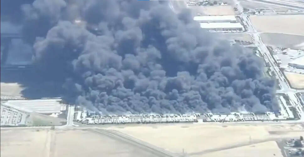 Massive Warehouse Blaze Erupts in Tracy, California, Prompting Emergency Response