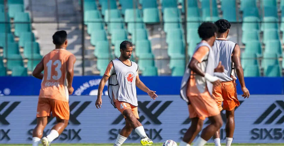 Mohammedan SC Aims for First Win Against Sporting Club Delhi in ISL Clash