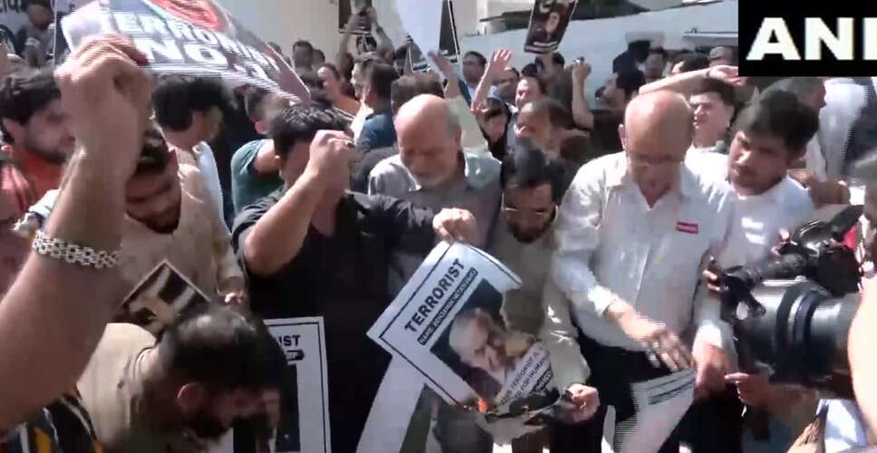 Protests Erupt in Iran Over Supreme Leader's Death Amid Rising Tensions