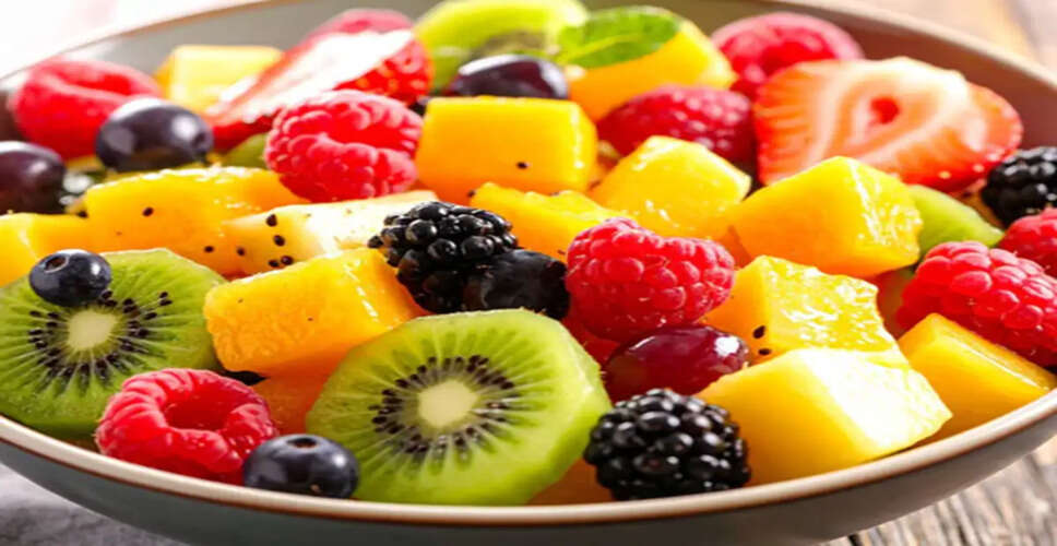 Why You Should Think Twice Before Eating Pre-Cut Fruits