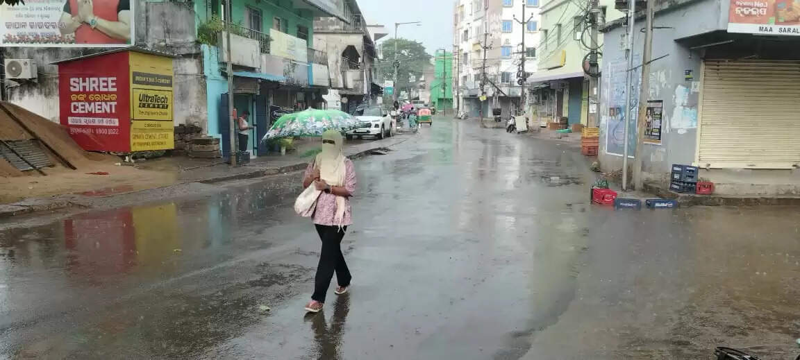 Bhubaneswar Faces Heavy Downpour: Cuttack's Encroachment Crackdown