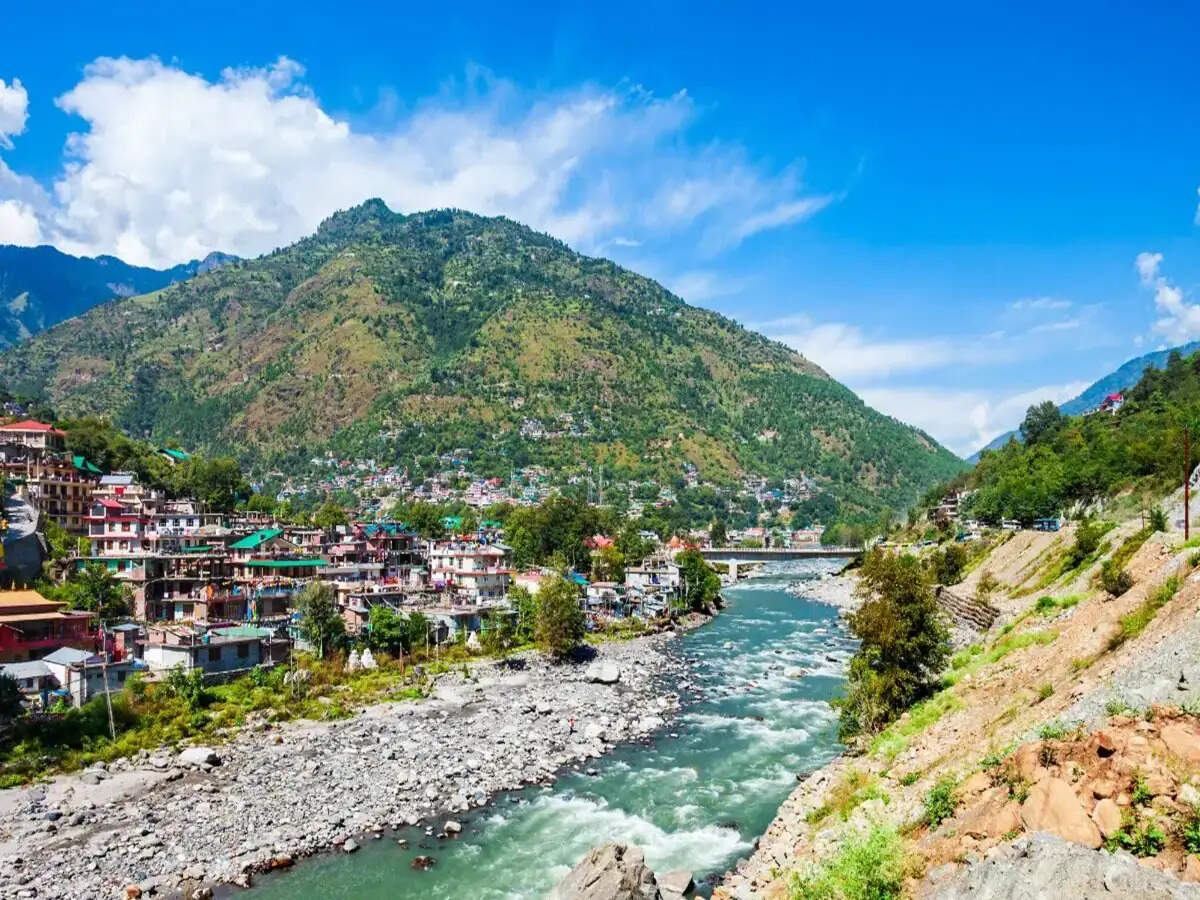 Essential Travel Tips for November Adventures