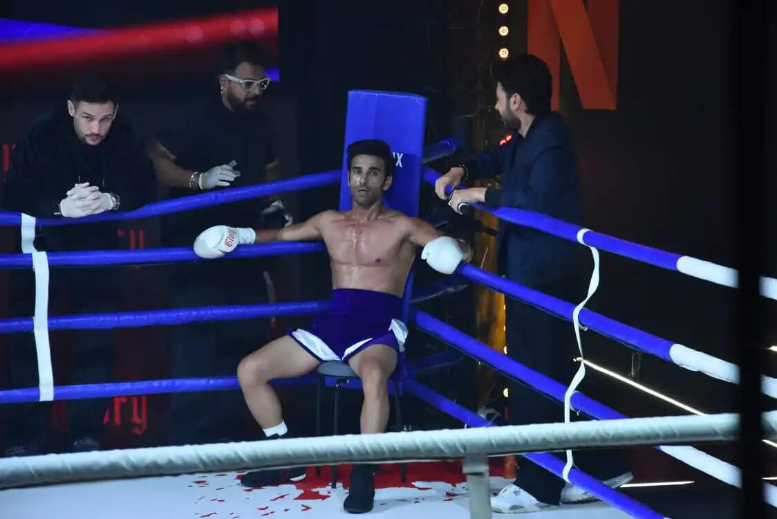 Taylor Swift Celebrates Dakota Johnson's Authenticity Amidst New Music Releases