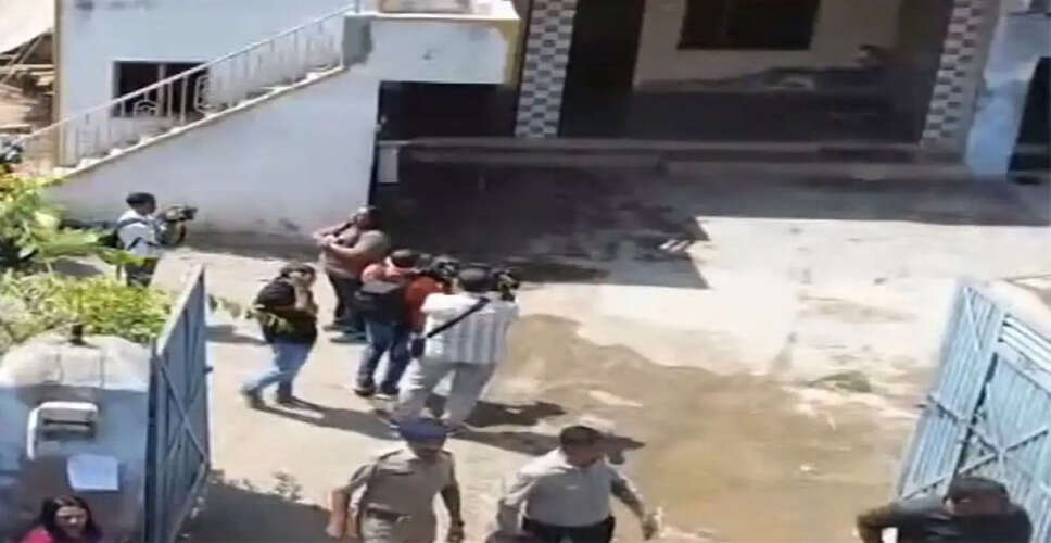 Gujarat ATS Arrests Two for Alleged Anti-National Activities