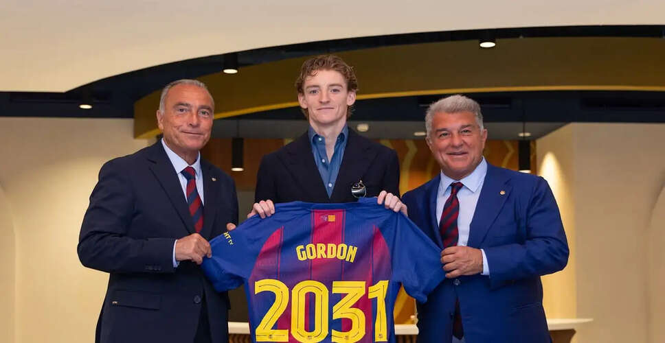 Barcelona Signs Anthony Gordon from Newcastle in Major Transfer Deal