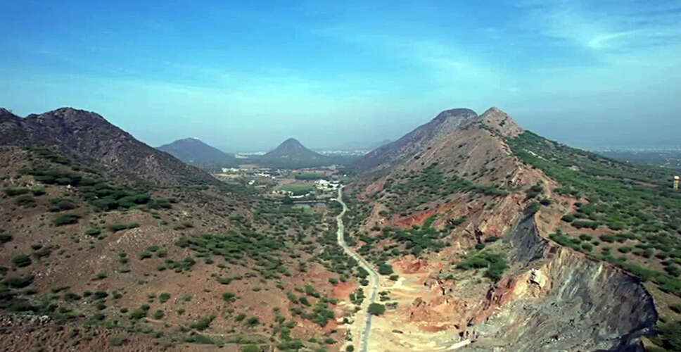 Central Government Imposes Complete Ban on New Mining Leases in Aravalli Range