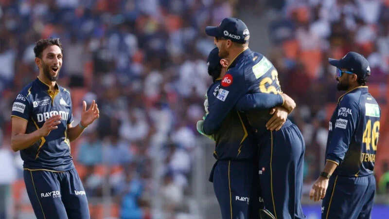 IPL 2025: Prasidh Krishna vs. Jasprit Bumrah - A Fast Bowling Showdown