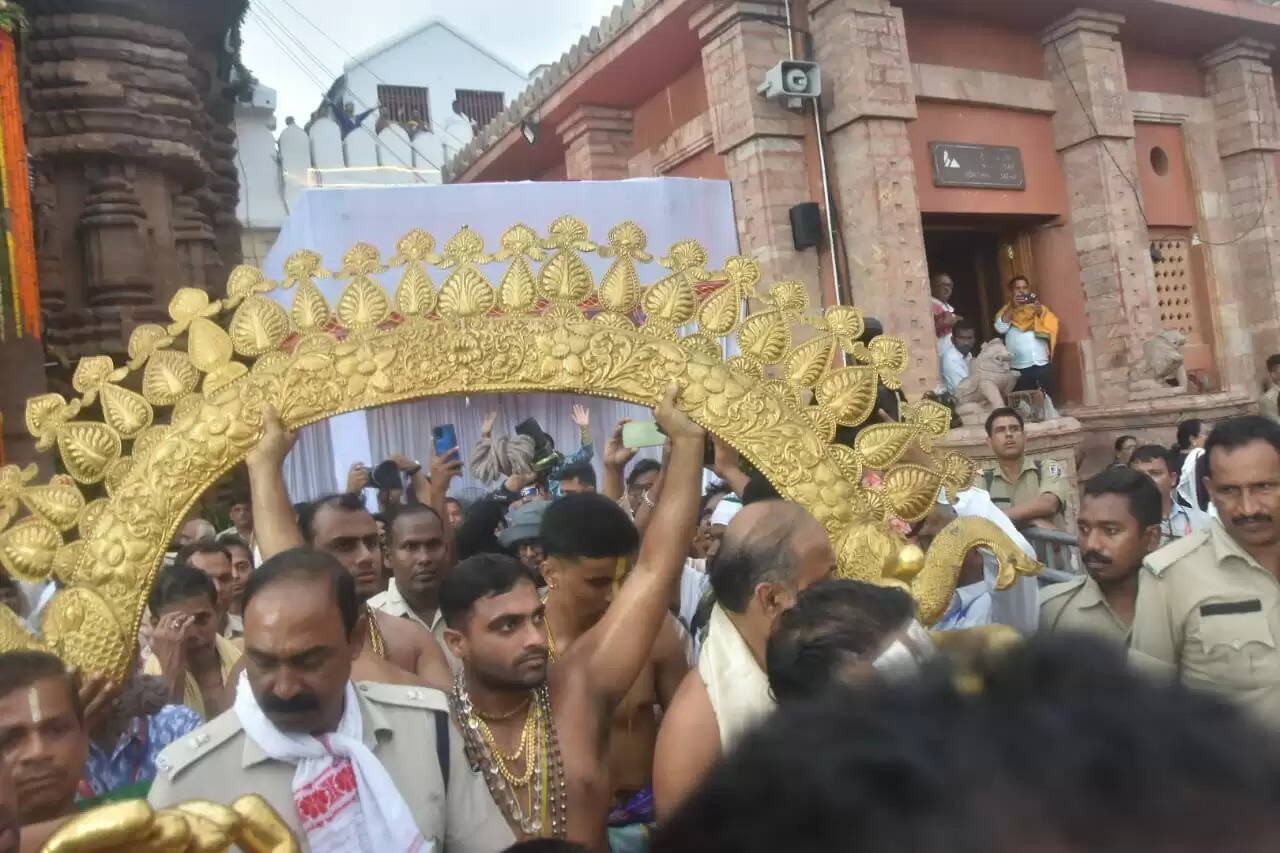 Discover the Majestic Suna Besha: A Glimpse into Jagannath's Grand Celebration