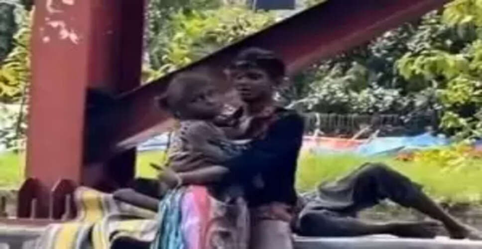 What Makes This Viral Video of a Poor Couple So Controversial?