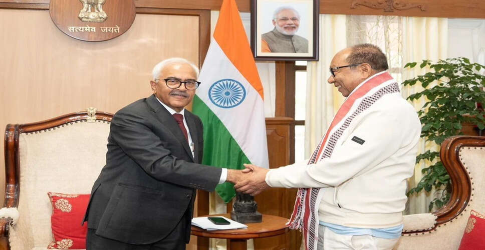 Yumnam Khemchand Singh Takes Oath as Manipur Chief Minister