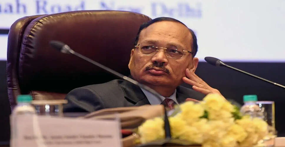 Chief Justice Critiques Unemployed Youth's Social Media Behavior