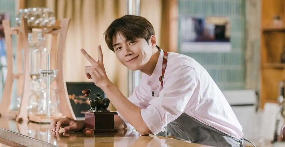 Kim Seon-Ho Announces Asia Fan Meeting Tour Amid Tax Controversy