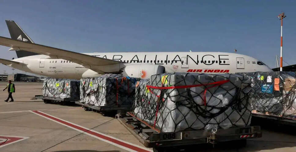 Airlines Suspend Flights Amid Rising Tensions in the Middle East