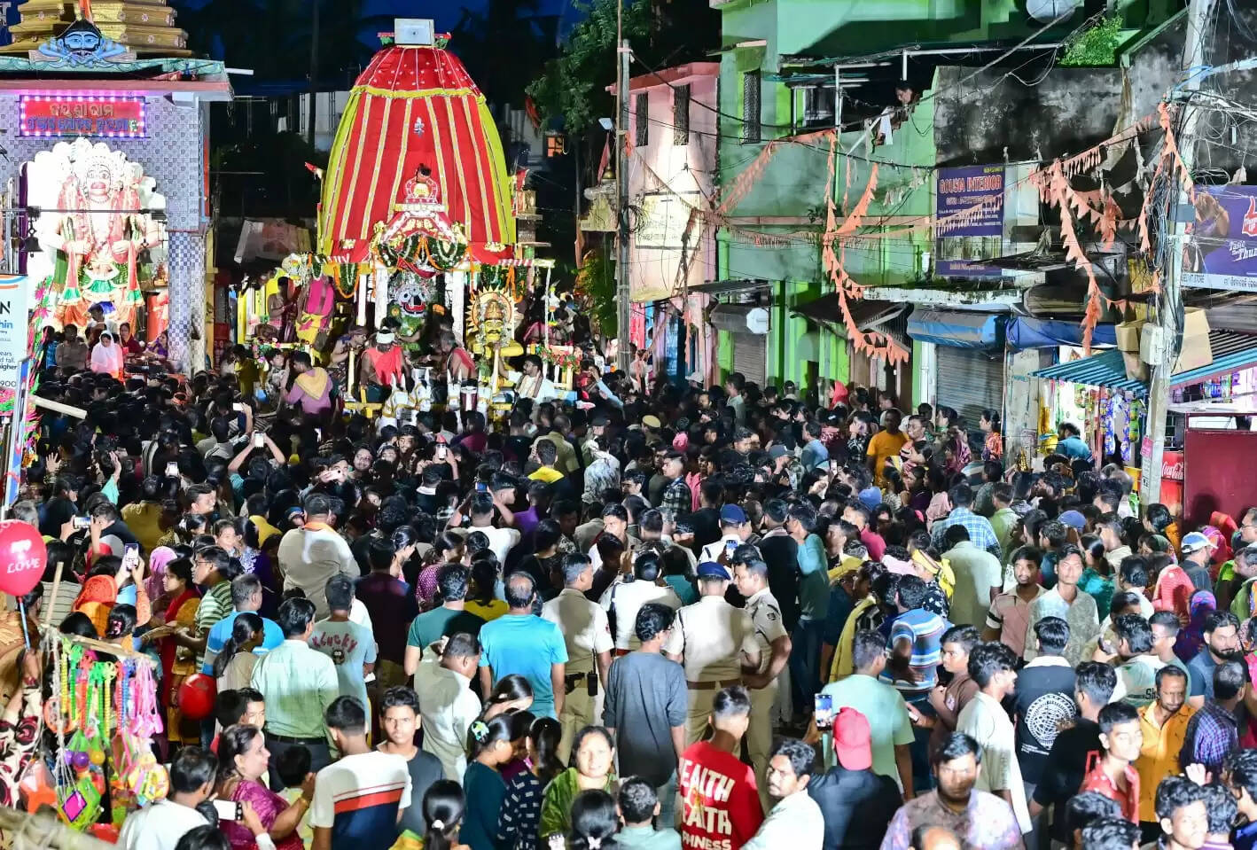 Experience the Vibrant Bahuda Yatra: Chariot Processions in Puri and Beyond