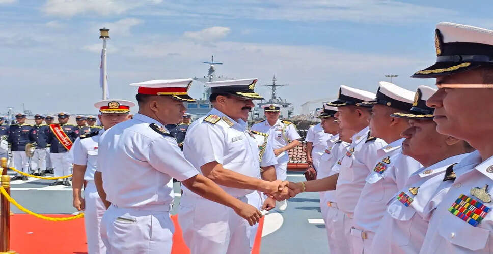 Strengthening Ties: Indian Navy Chief's Visit to Myanmar for Maritime Cooperation