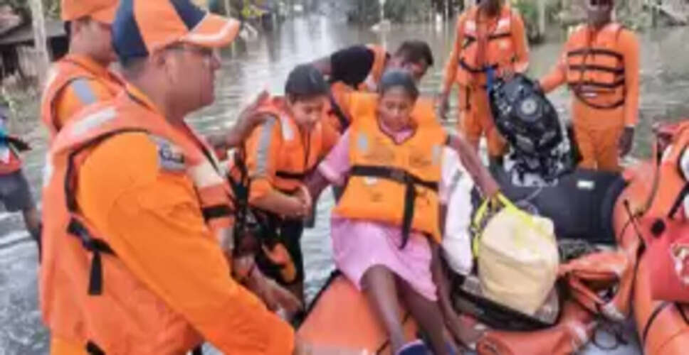 Cyclone Ditwah Devastates Sri Lanka: Rescue Operations Underway