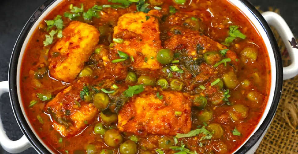 Quick and Delicious Matar Paneer Recipe in a Pressure Cooker